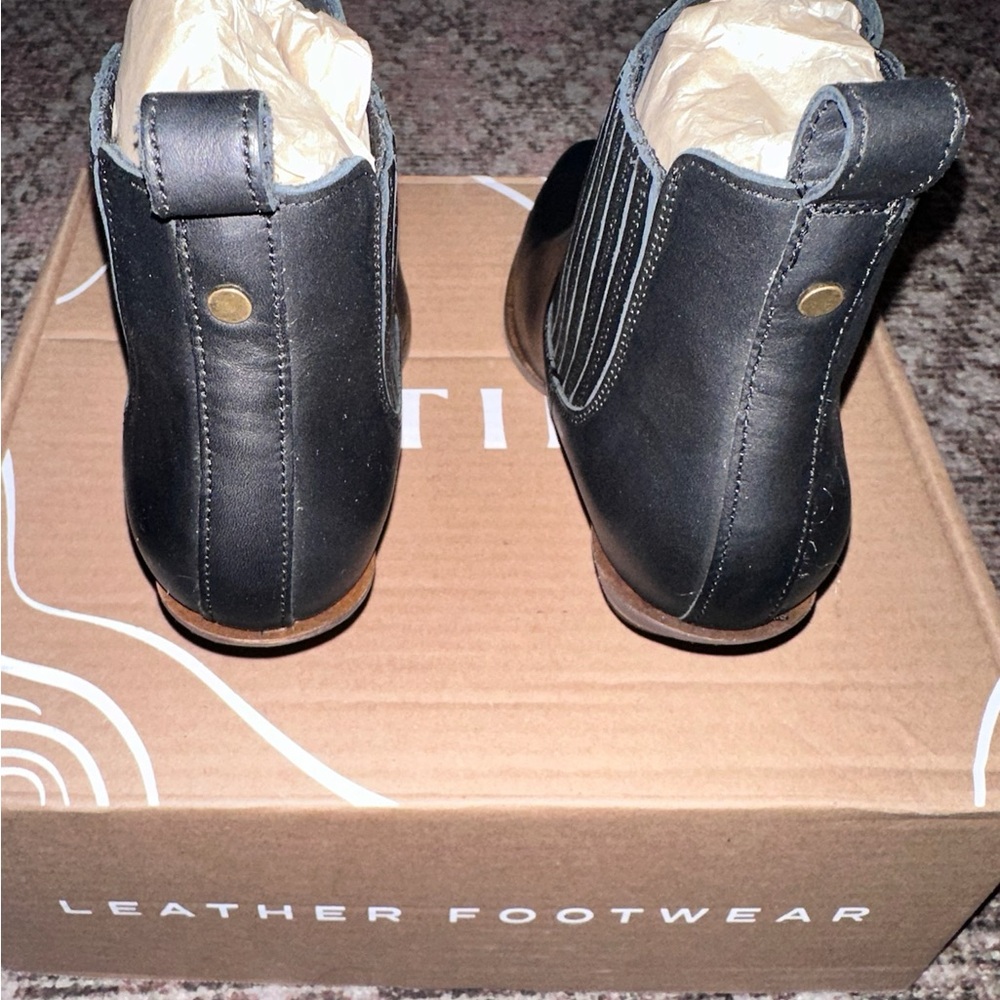 Portland Leather “Dakota” Western style ankle boot, black - Picture 6 of 8